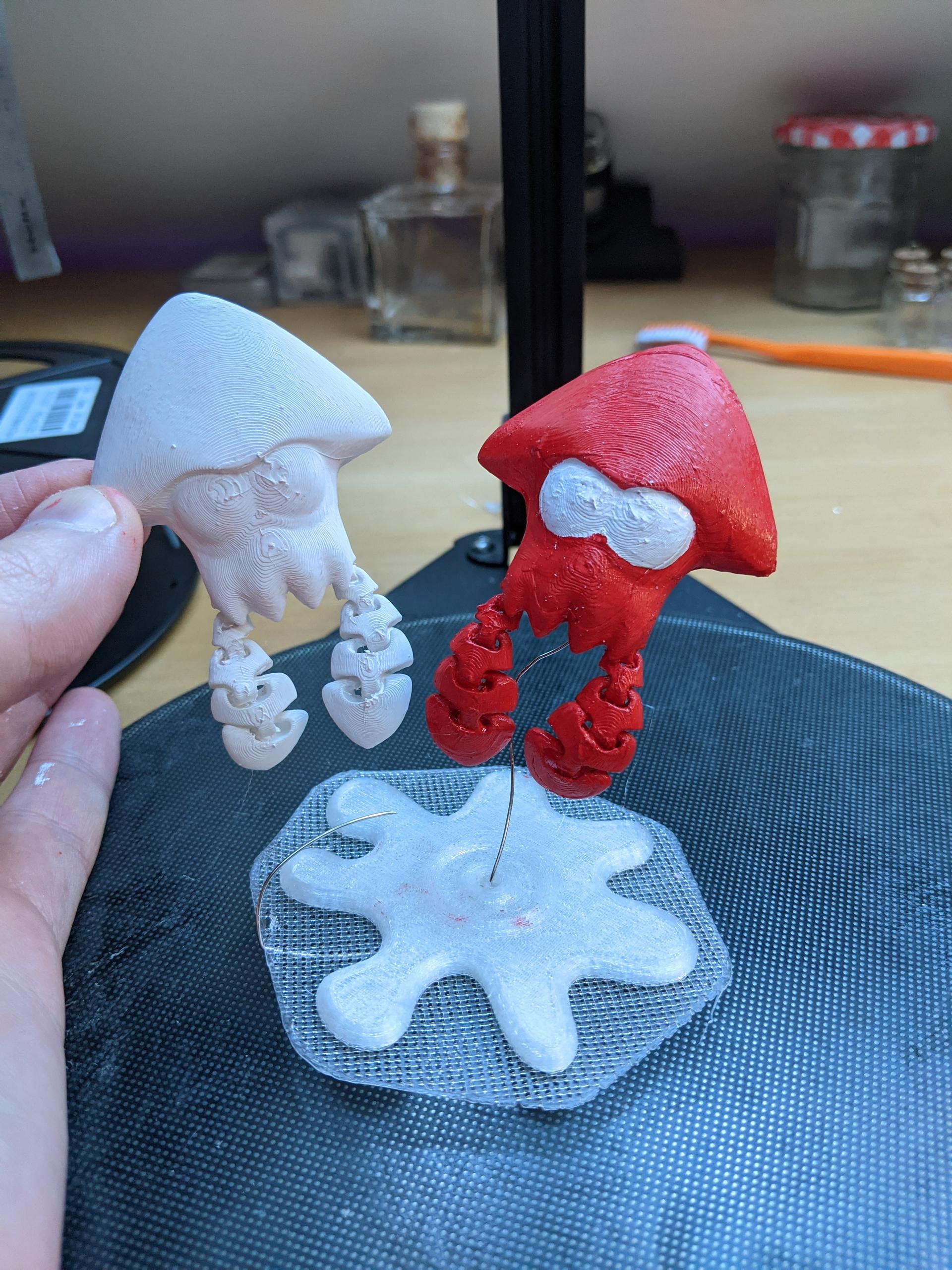 (Just to be clear, the toothbrush is for cleaning up 3D prints - I don’t leave my actual toothbrush sitting around like that :p)